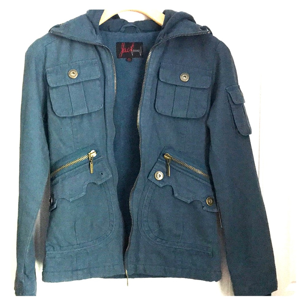 Bella Swan B.B. Dakota Lake blue jacket